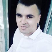  Jouy-en-Josas,  , 29