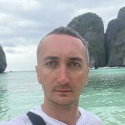  Phuket,  Viktor, 36