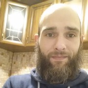  ,  Andrejka, 47