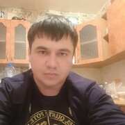  ,  Denis, 32