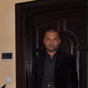  ,  Viktor, 43