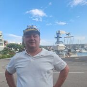  ,   Konstantin, 49 ,   ,   