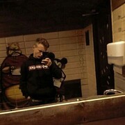  ,  Smit, 23