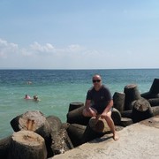  ,   Andrei, 44 ,   ,   , c 