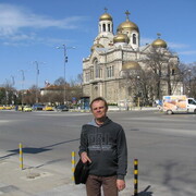  ,   Oleg, 58 ,   