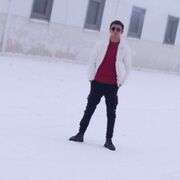  -,   Oybek, 22 ,   ,   