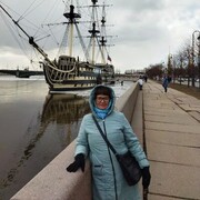  ,   Valentina, 62 ,   