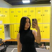  , 