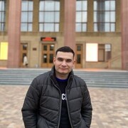  ,  Rustam, 27