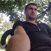  ,   ARSEN  yan, 34 ,  