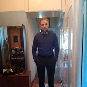  ,  Egor, 25