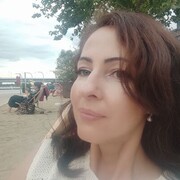  ,  Julia, 45