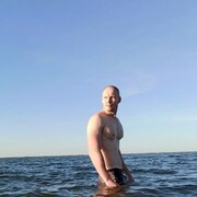  ,   Maxim, 34 ,   ,   , c 