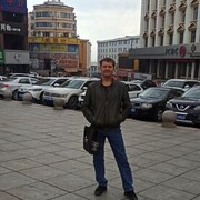  ,   Viktor, 51 ,     , c 