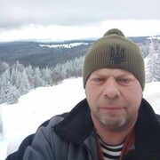  ,  Vitalij, 50