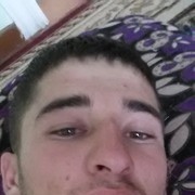  ,  Feruz, 33