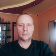  ,  Andr dolgan, 46