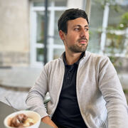  ,   Ervand, 24 ,   ,   