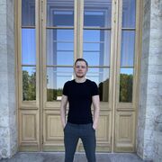  ,   Boyfriend, 32 ,   ,   