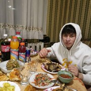  ,  Donyor, 28