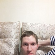  ,   Sergey, 32 ,   