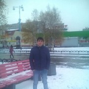  ,  Maksim, 28