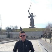  ,   Maik, 42 ,   