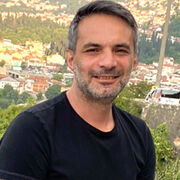  ,   Hakan, 26 ,   ,   