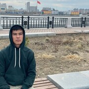  ,  Jasur, 25