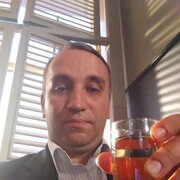  ,   Alex actor, 42 ,   ,   , c 