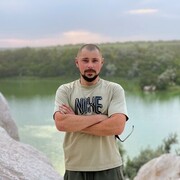  ,  Oleksii, 31