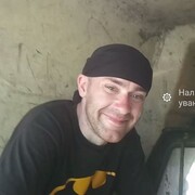  ,  Nazarko, 35