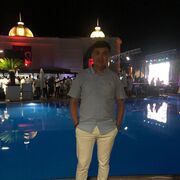  ,   Emir, 32 ,   ,   