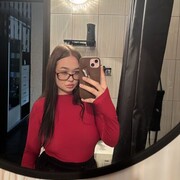  , 