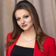  ,  Angelina, 41