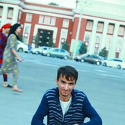  ,  Khasanjon, 33