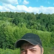  ,   Farryh, 38 ,   ,   
