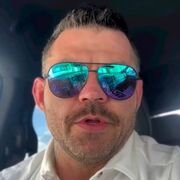 ,  Eric ben, 55