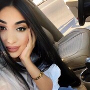  ,   Lola, 27 ,   ,   