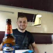  ,  Sergej, 35