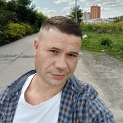  ,  Konstantin, 35