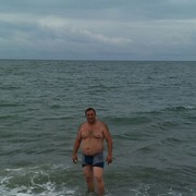  ,   Aro, 42 ,   ,   , c 
