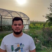  ,  Ali, 24