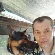  ,  Viktor, 37