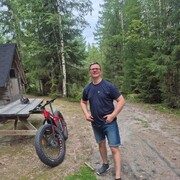  ,  Maikl, 39