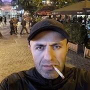  ,  Nikoloz, 39
