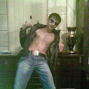  ,   Vahe, 34 ,   