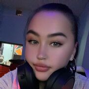  ,  Zara, 26