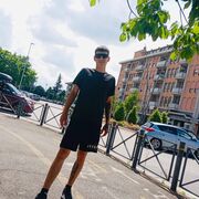  ,  Eugen, 25