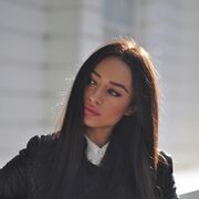  ,  Alexandra, 30